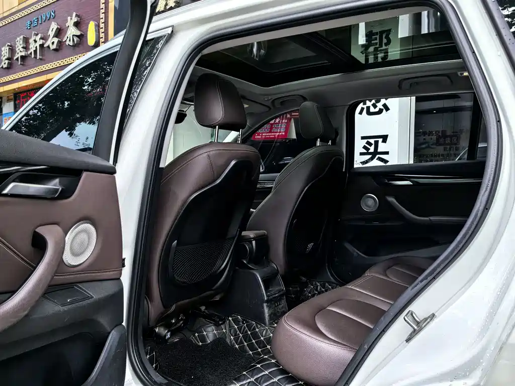 BMW X1 2020 — фото 11