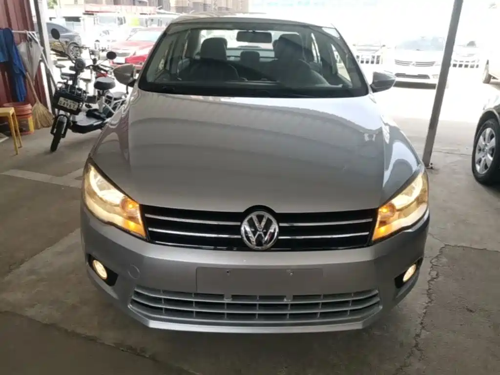 Volkswagen Jetta 2015 — фото 3