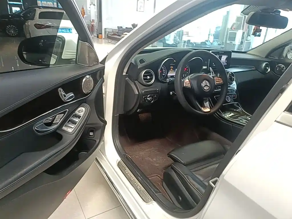 Mercedes-Benz C-Class 2015 — фото 12