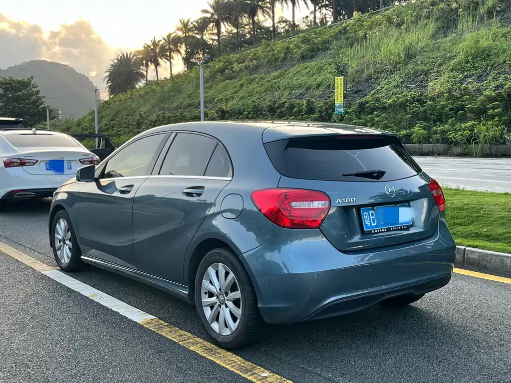 Mercedes-Benz A-Class 2014
