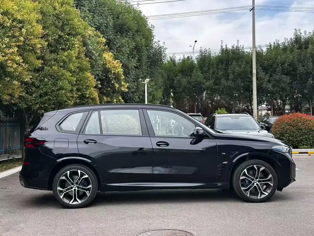 BMW X5 2025 — фото 3