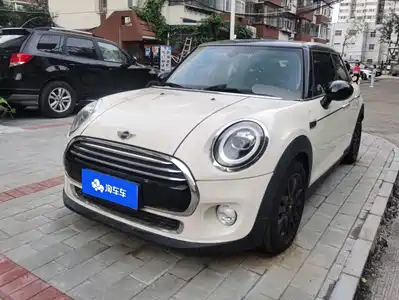 MINI MINI 2018