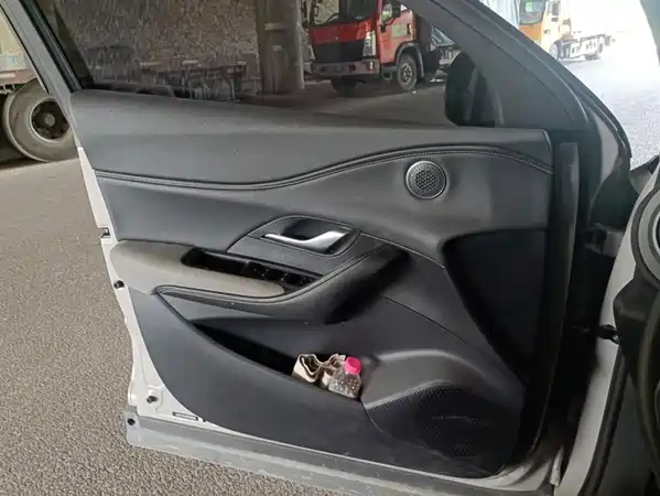 BYD Sealion 05 DM-i 2025