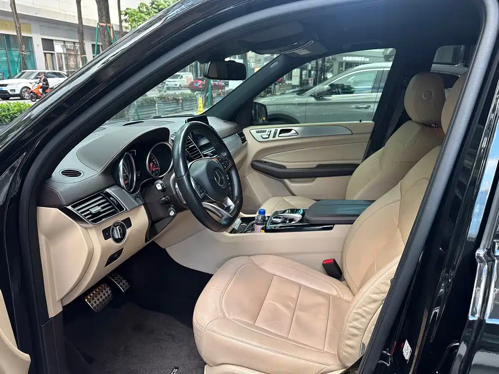 Mercedes-Benz GLE 2017 — фото 4