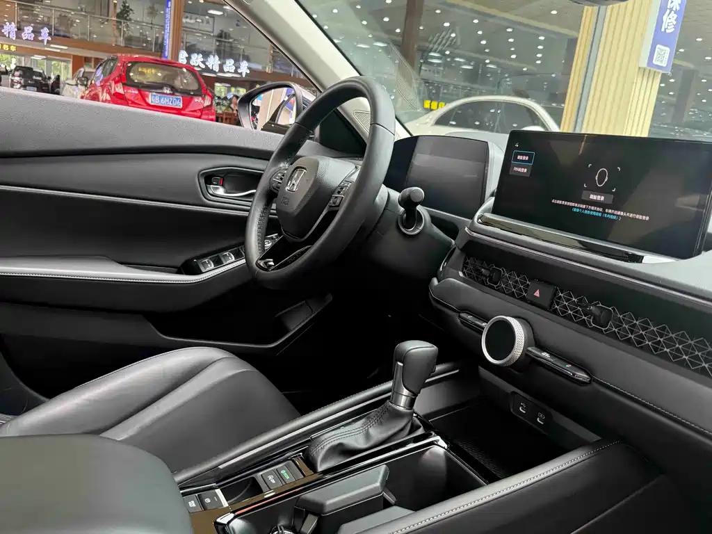 Honda Accord 2024 — фото 10
