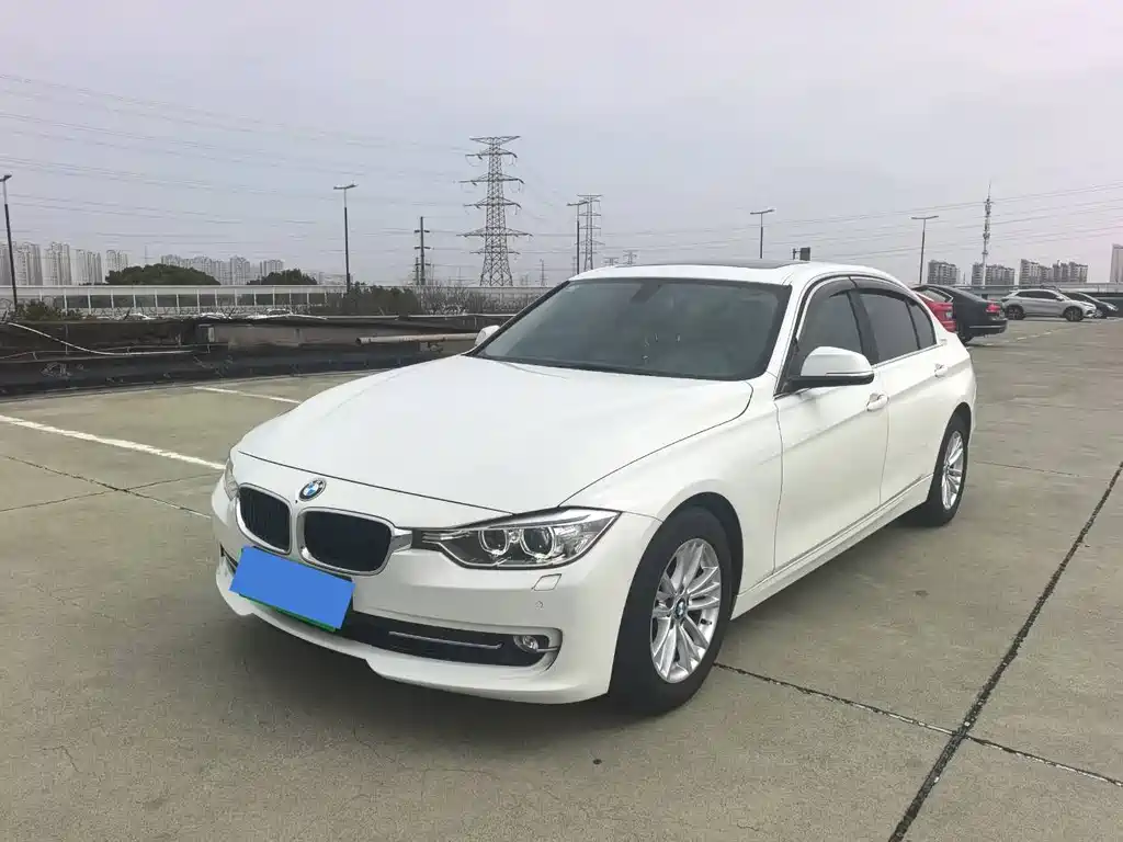 BMW 3 Series 2015 — фото 1