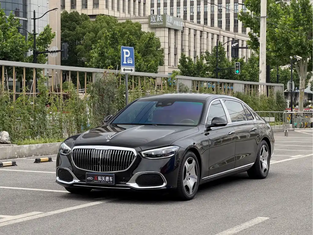 Mercedes-Benz S-Class 2023