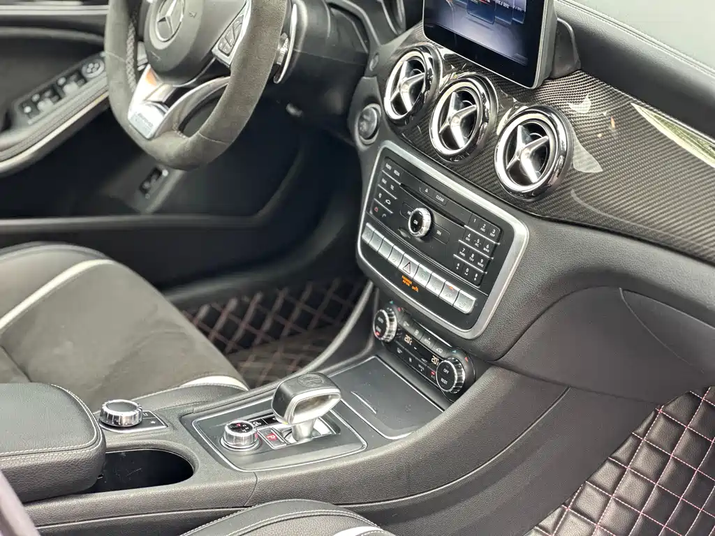Mercedes-Benz CLA AMG 2019 — фото 42