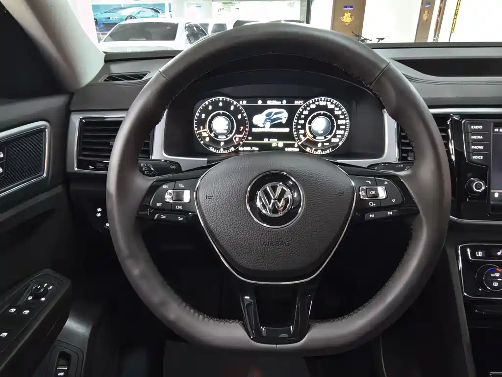 Volkswagen Teramont 2018 — фото 19