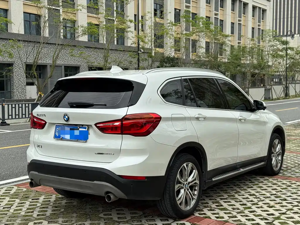 BMW X1 2019 — фото 9