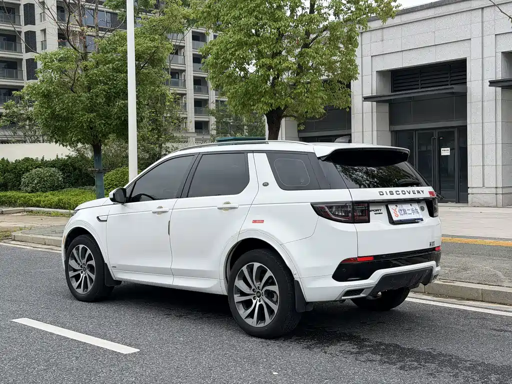 Land Rover Discovery Sport 2021 — фото 4