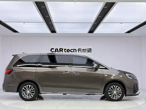 Buick GL8 2023