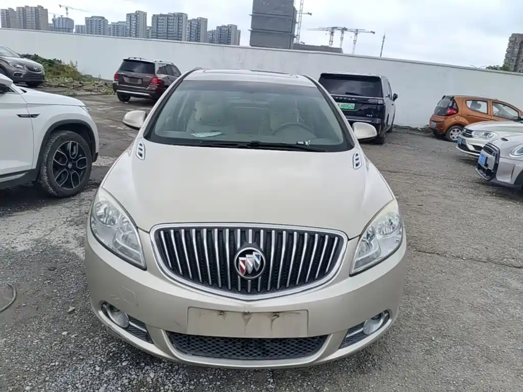 Buick Excelle 2015 — фото 3