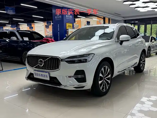 Volvo XC60 2022
