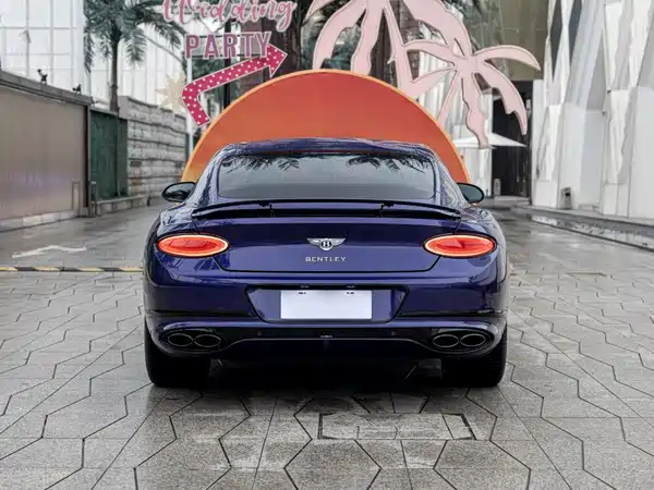 Bentley Continental 2022