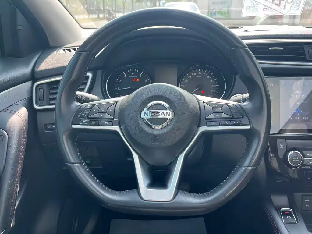 Nissan Qashqai 2023 — фото 12