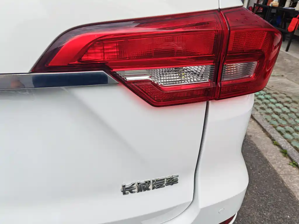 Haval M6 2019 — фото 10