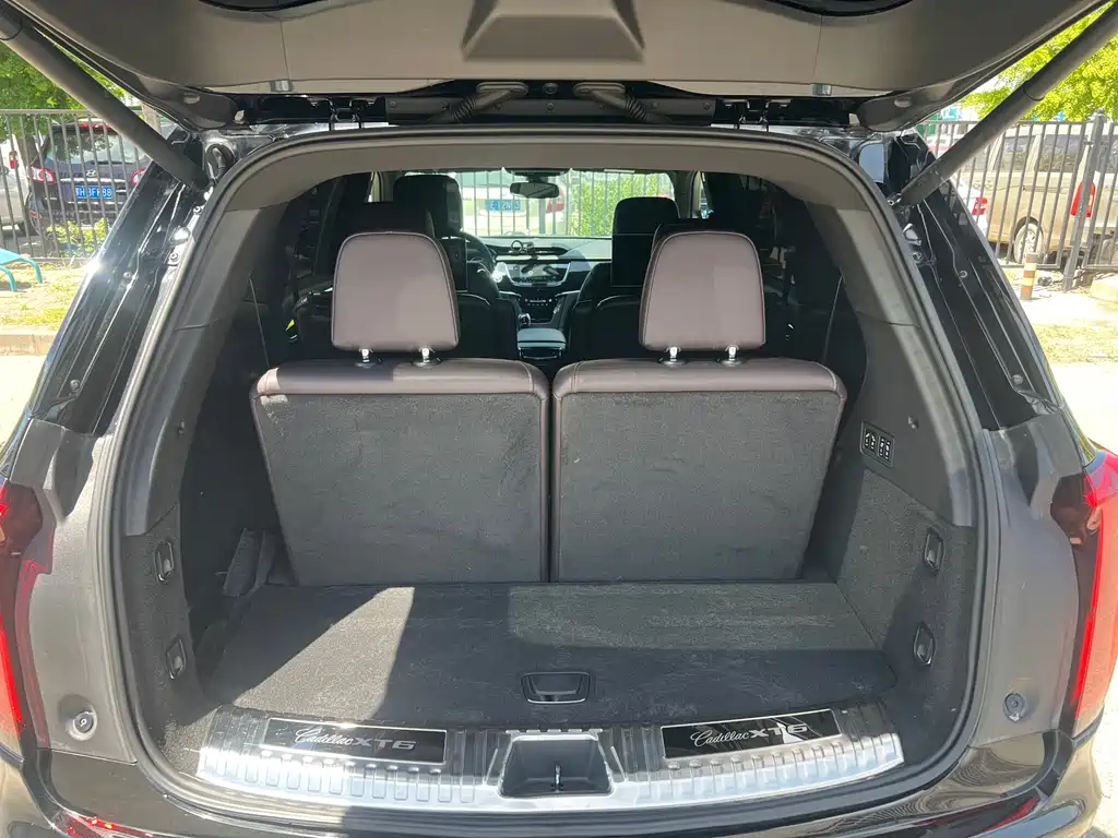 Cadillac XT6 2021 — фото 19