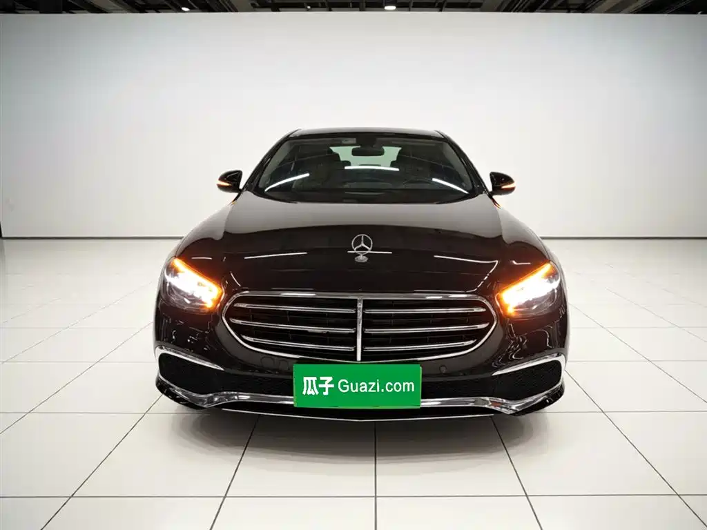 Mercedes-Benz E-Class 2023 — фото 3