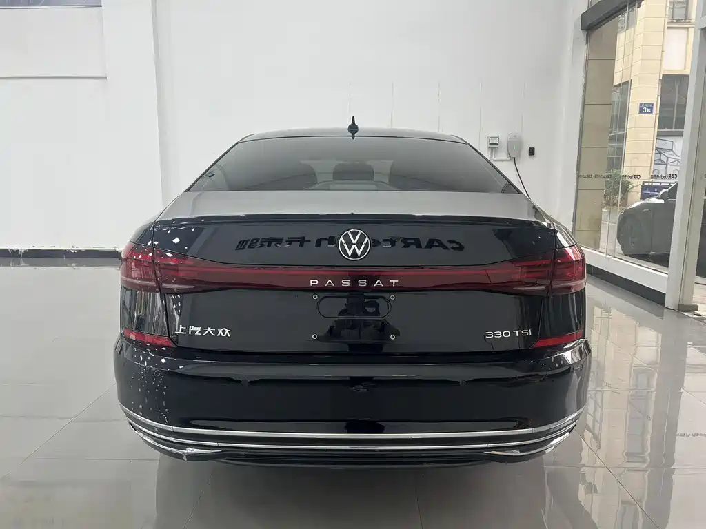 Volkswagen Passat 2023 — фото 13