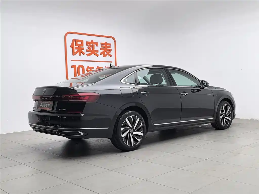 Volkswagen Passat 2023 — фото 2