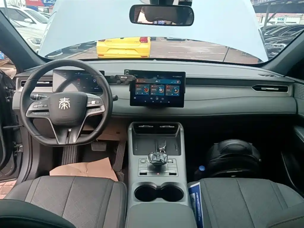 BYD Qin PLUS 2025 — фото 10