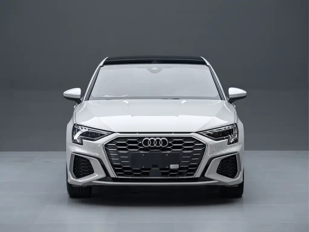Audi A3 2023 — фото 4