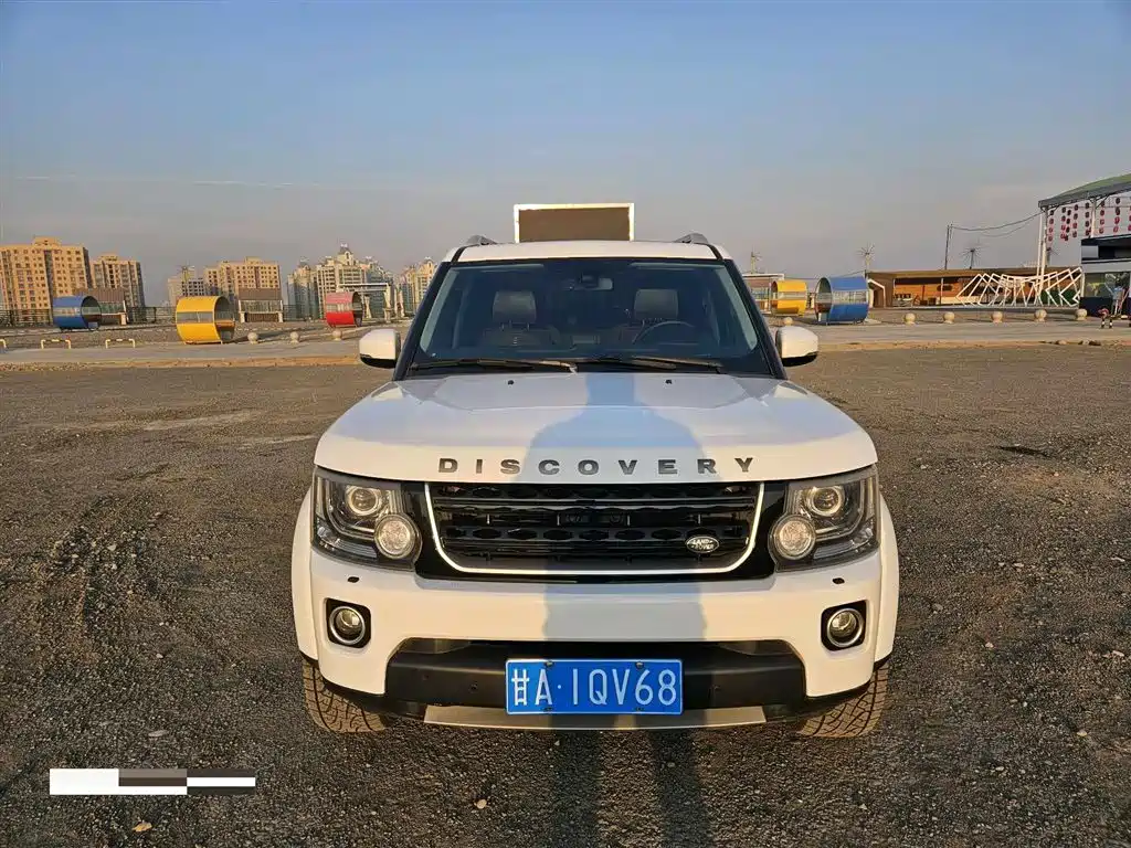 Land Rover Discovery 2015 — фото 2