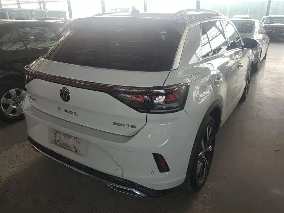 Volkswagen T-Roc 2023