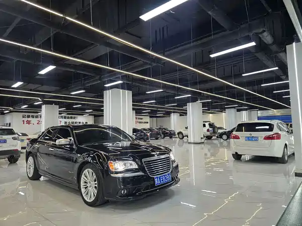 Chrysler 300C 2016