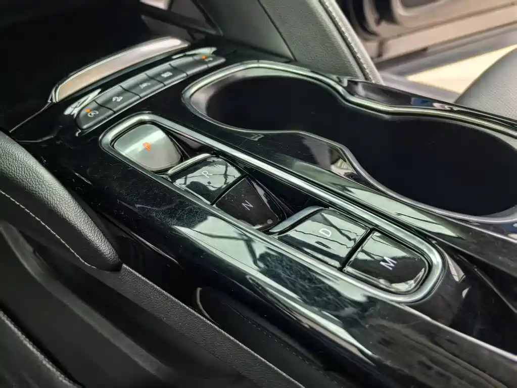 Buick Envision Plus 2024 — фото 18