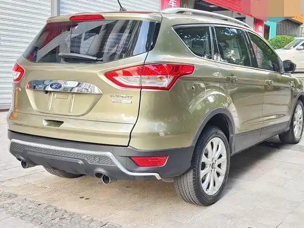 Ford Kuga 2016