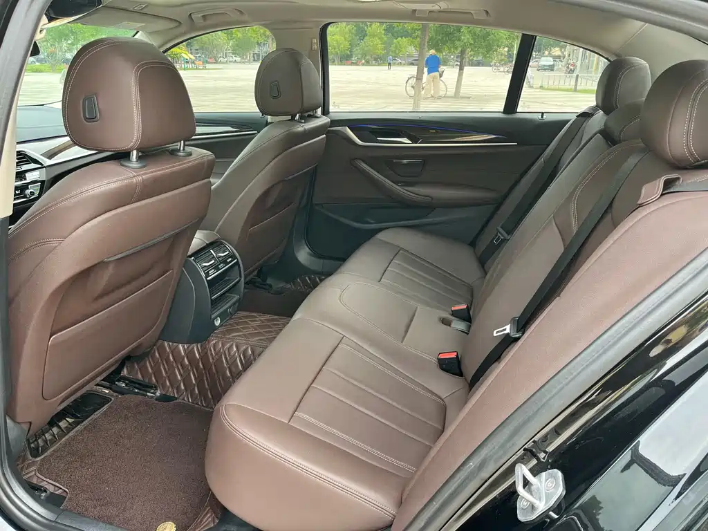 BMW 5 Series 2019