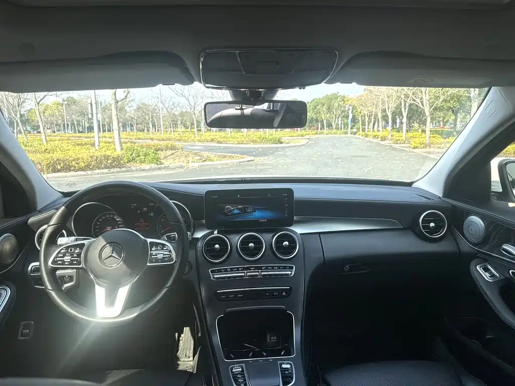 Mercedes-Benz C-Class 2019