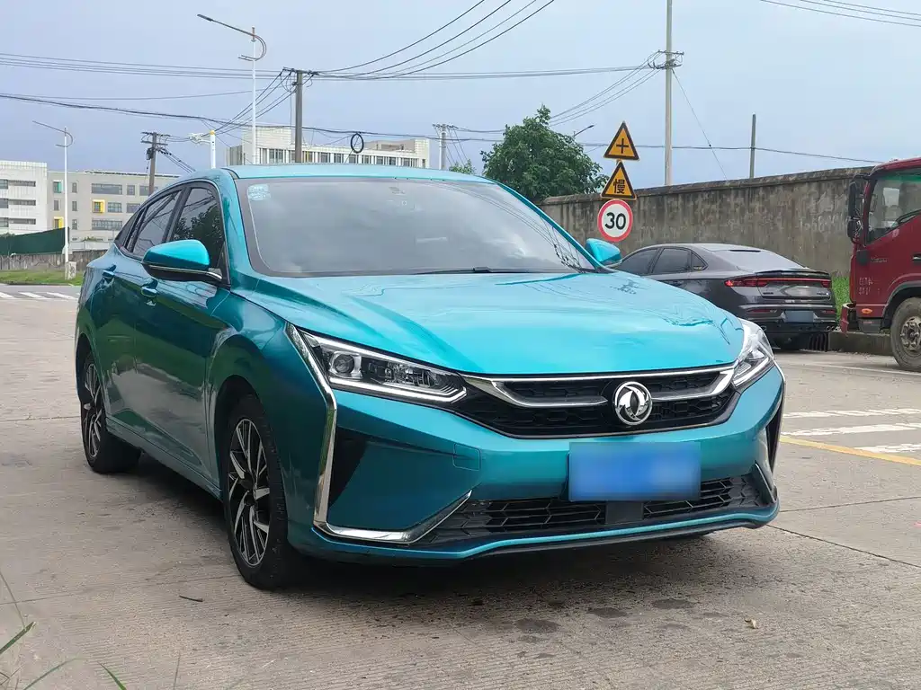 Dongfeng Yixuan 2019