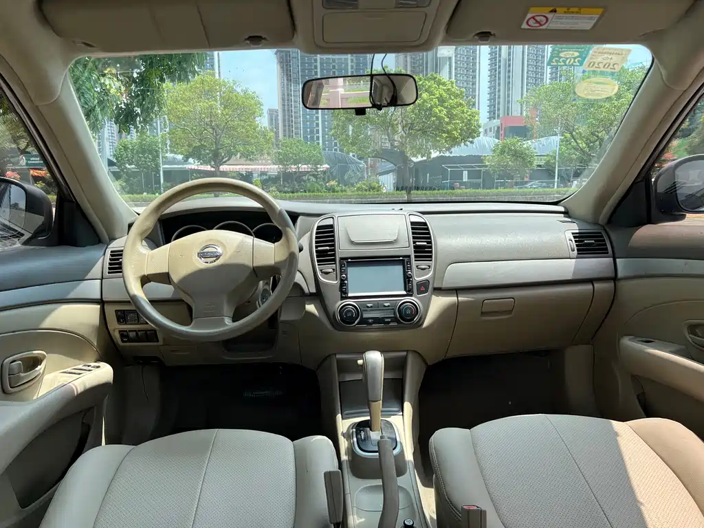 Nissan Sylphy 2012