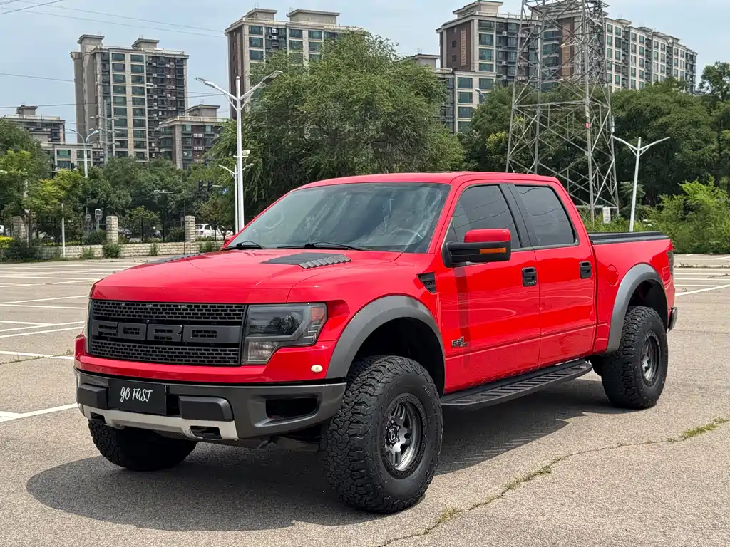 Ford F-150 Raptor 2014