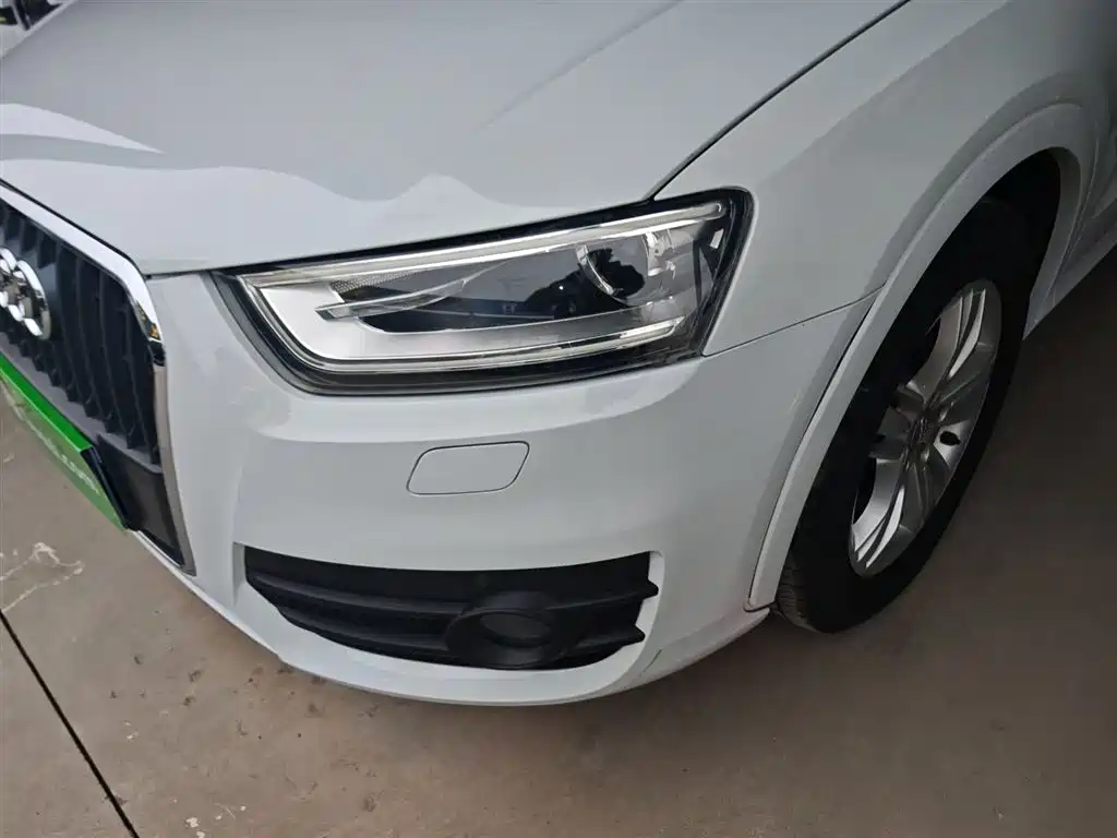 Audi Q3 2015 — фото 24