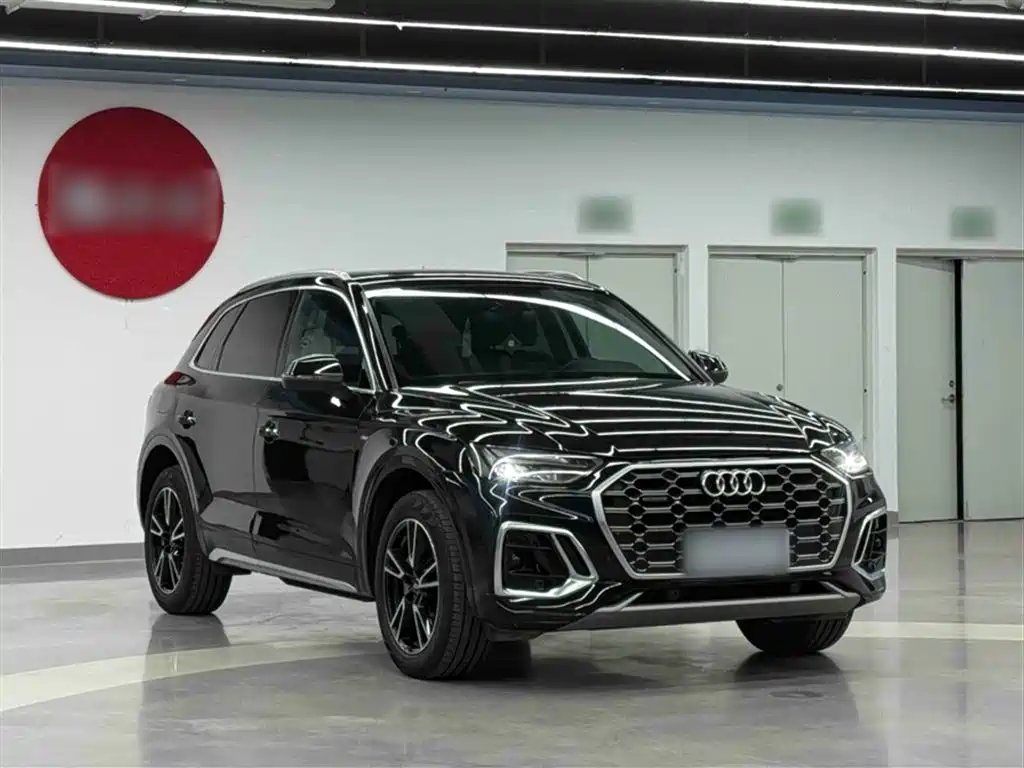 Audi Q5L 2023 — фото 12