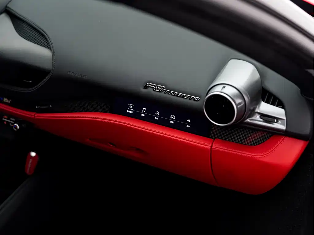Ferrari F8 2022 — фото 13