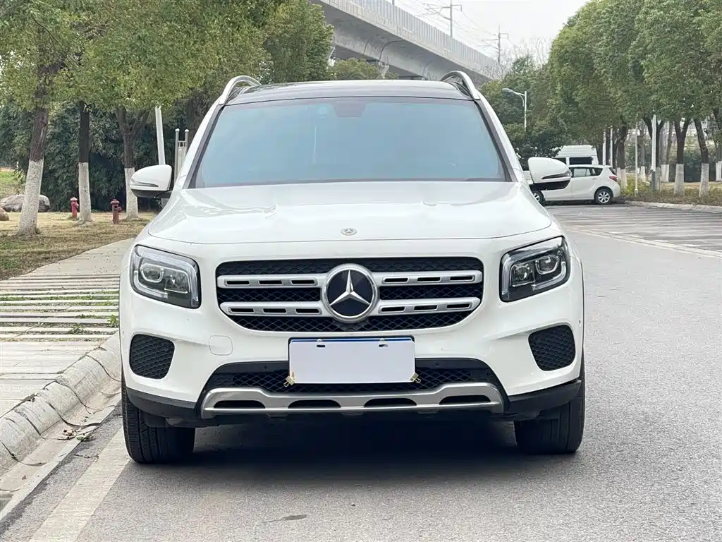 Mercedes-Benz GLB 2022 — фото 3
