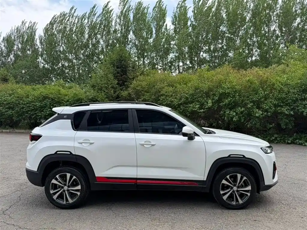 Changan CS35PLUS 2022 — фото 3