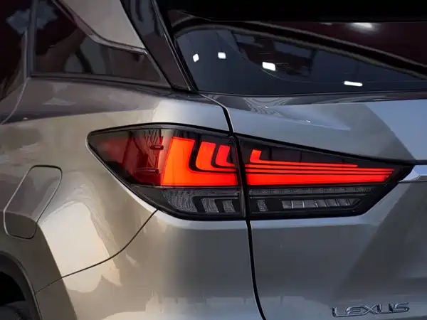 Lexus RX 2020