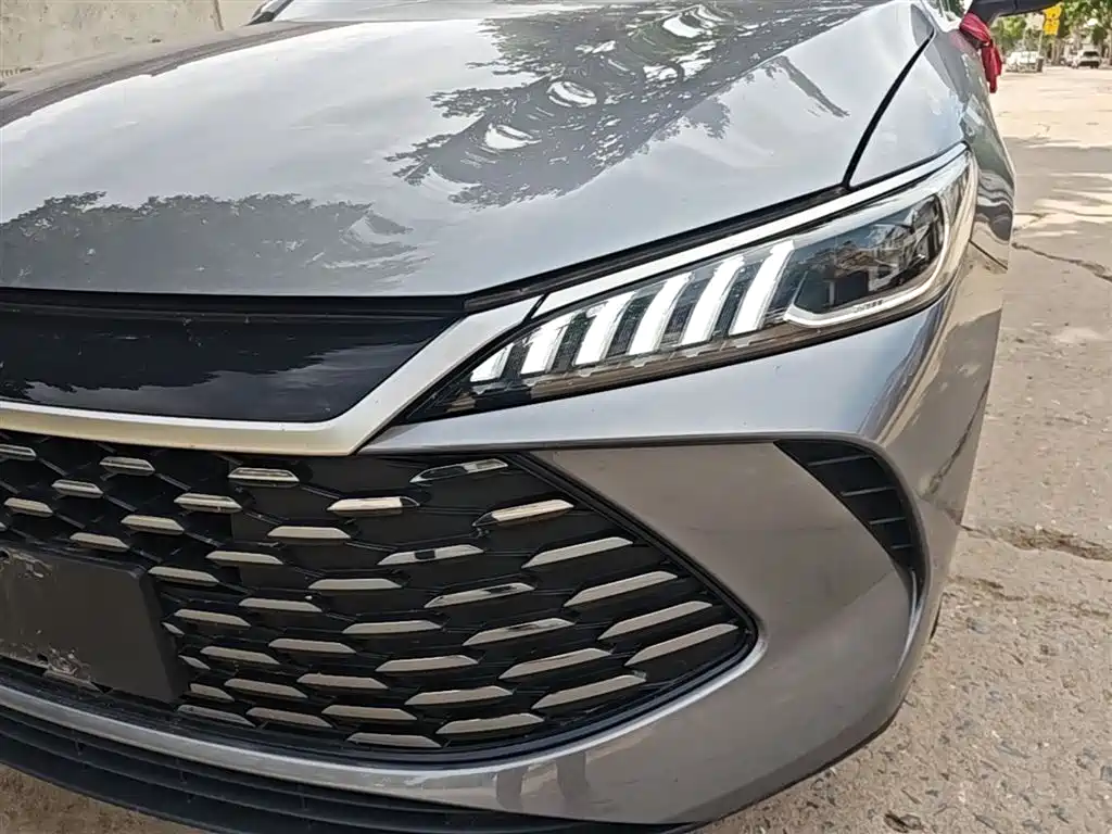 BYD Qin PLUS 2025 — фото 24