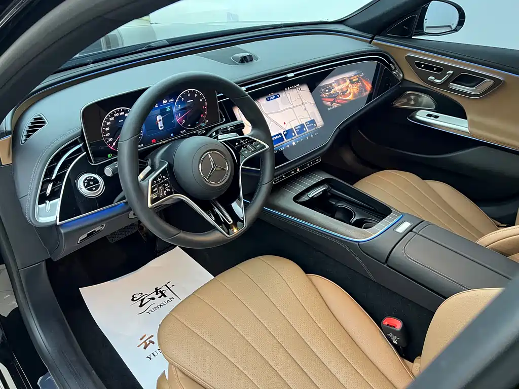 Mercedes-Benz E-Class 2025 — фото 10