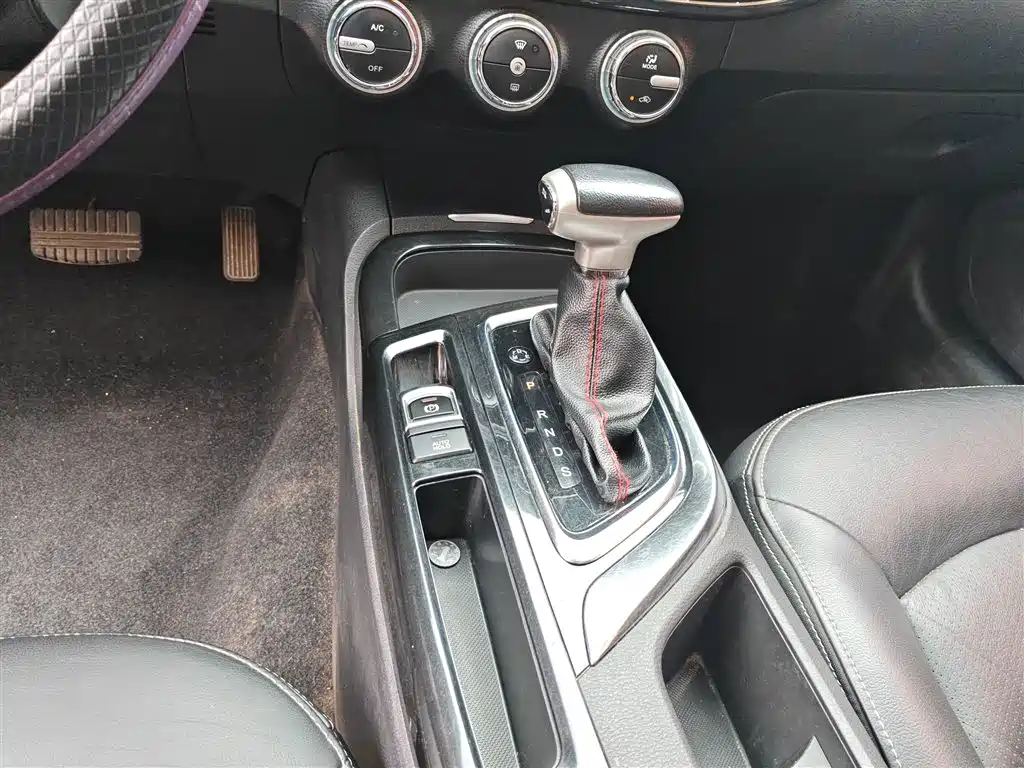 GAC Motor Trumpchi GA6 2018 — фото 10