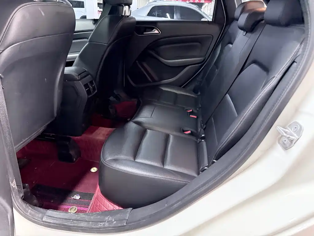 Mercedes-Benz B-Class 2017 — фото 14