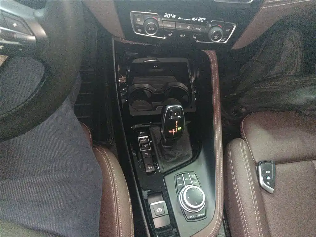 BMW X1 2020 — фото 10