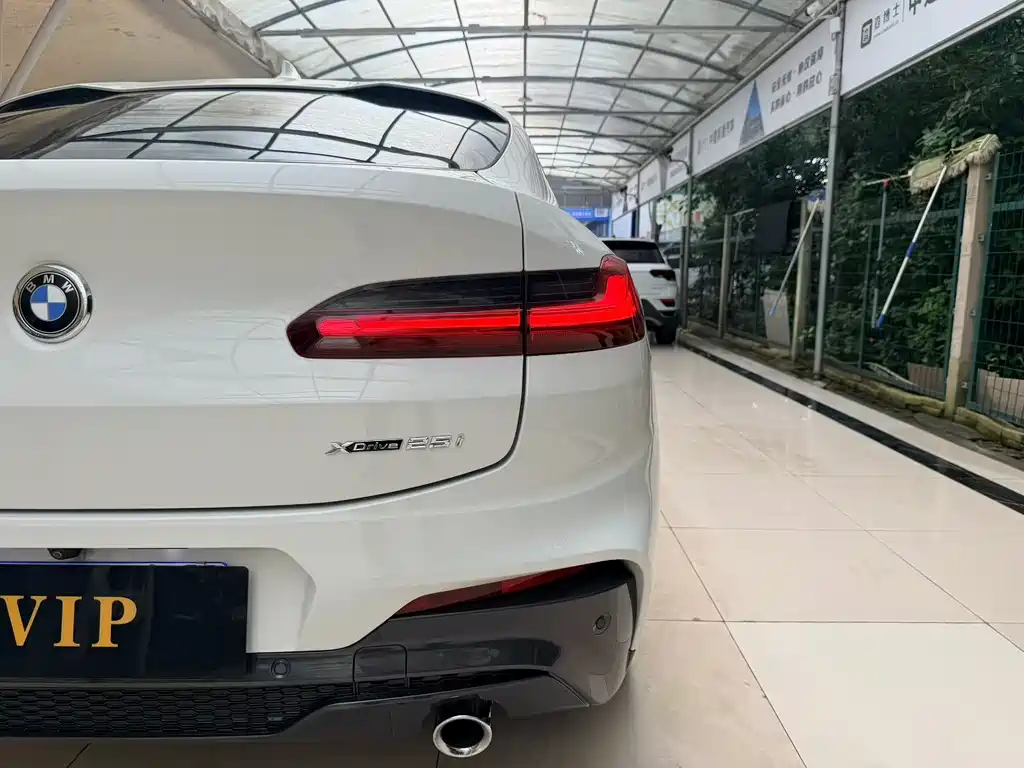 BMW X4 2021 — фото 15
