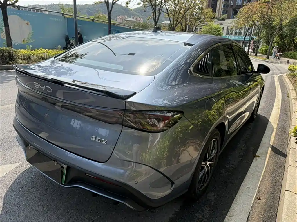 BYD Seal 06 2025 — фото 22